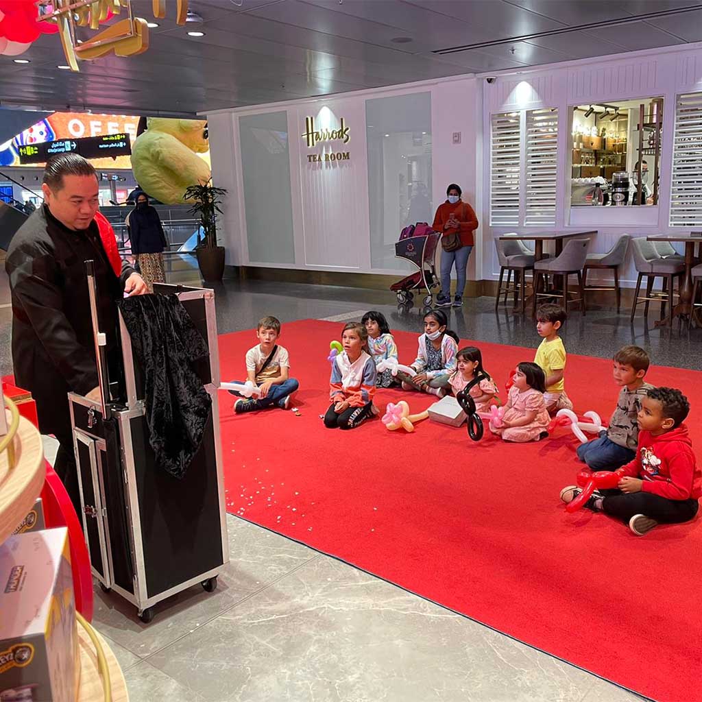 hamleys-4